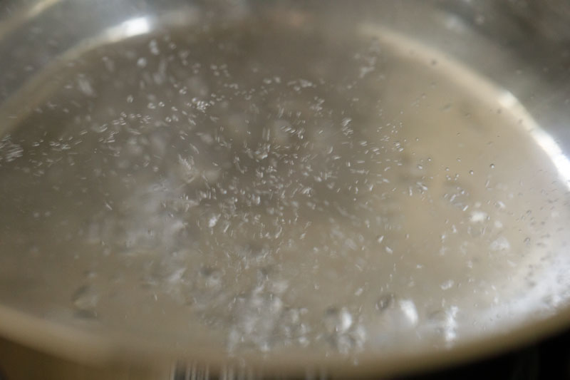 water boiling in pan