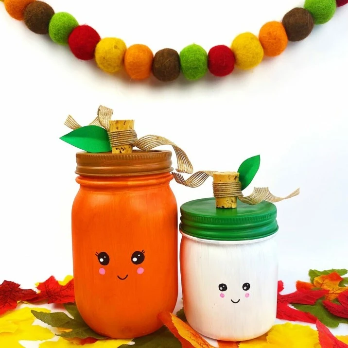 Creative Mason Jar Fall Craft Ideas