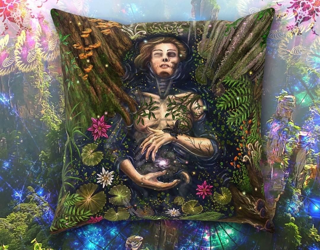 Artist Combines Mythology With Gothic Styles